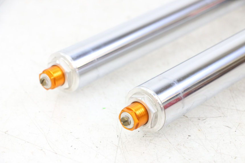 photo de BOTELLA HORQUILLA  YAMAHA TRACER 7 700 (2020 - 2024) - Marcados y referencias originales