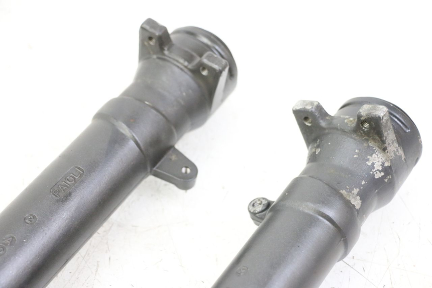 photo de BOTELLA HORQUILLA  YAMAHA TZR 50 (2008 - 2016) - Primer plano técnico