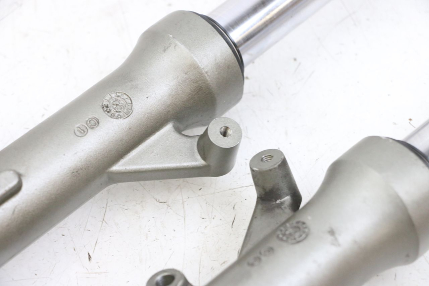 photo de BOTELLA HORQUILLA  YAMAHA YP MAJESTY 125 (2002 - 2006) - Vista general del producto