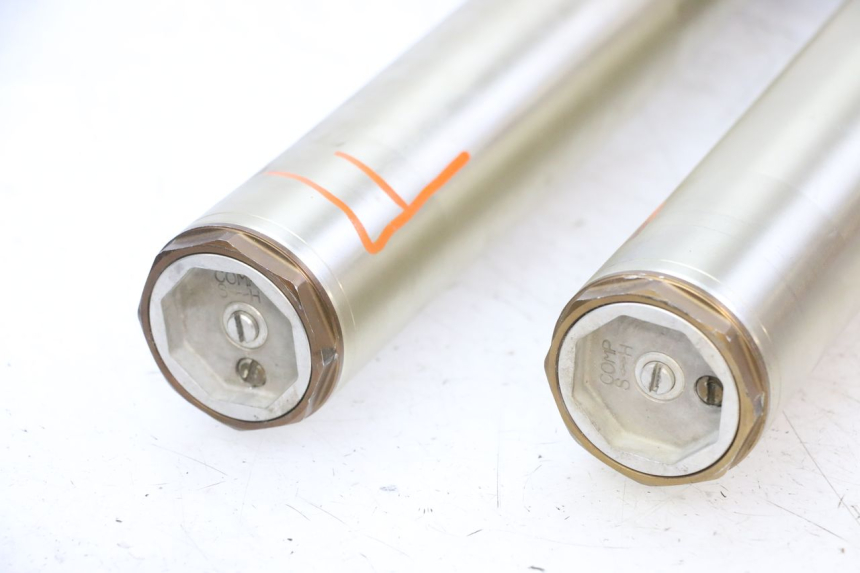 photo de BOTELLA HORQUILLA  YAMAHA YZ-F YZF 250 (2014 - 2018) - Zoom calidad de ocasión