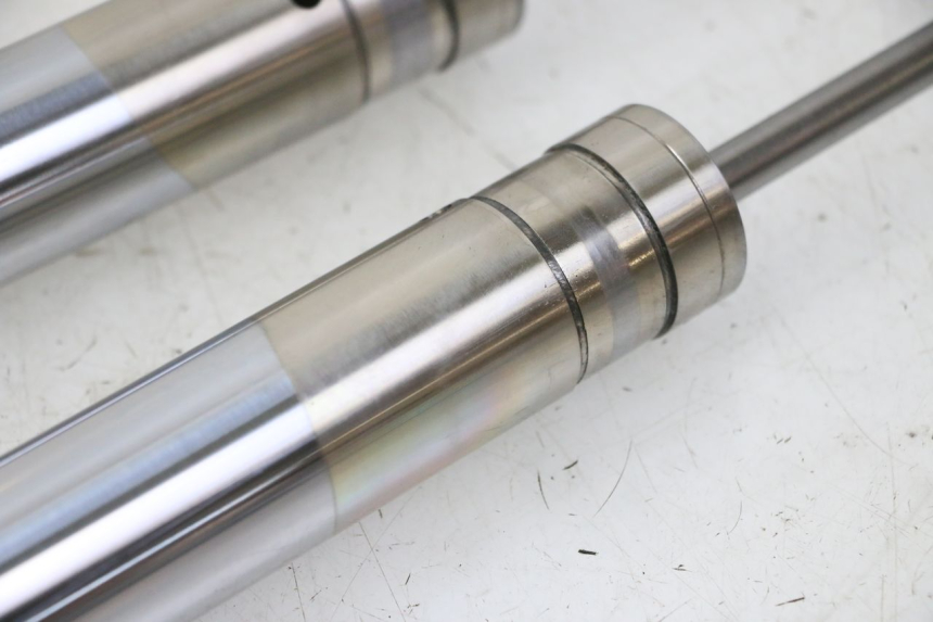 photo de  YAMAHA YZ 85 (2002 - 2018) - Zoom sobre los componentes