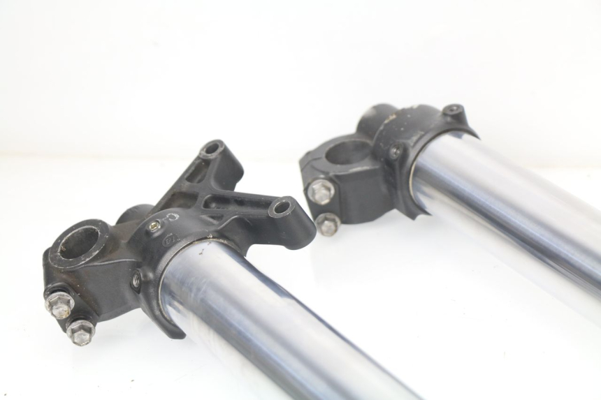 photo de BOTELLA HORQUILLA  YAMAHA YZF YZ-F 450 (2018 - 2021) - Marcados y referencias originales