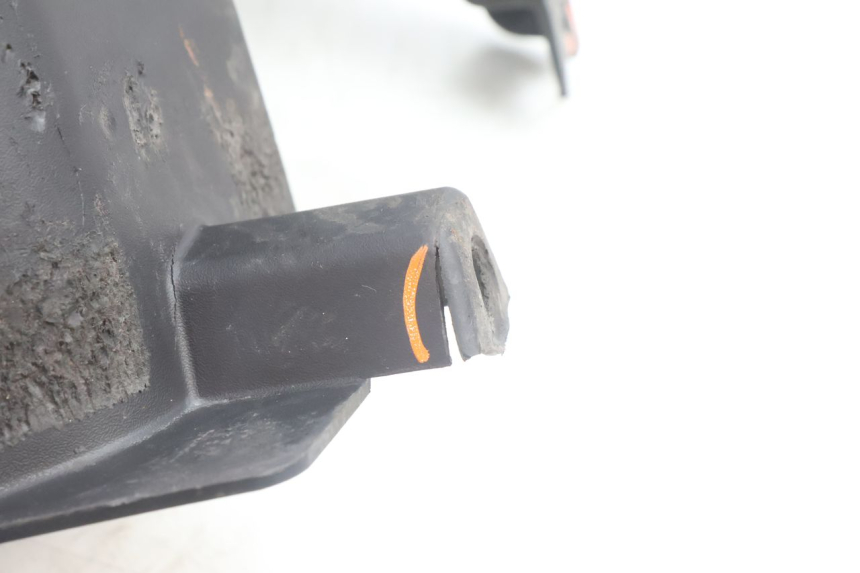photo de GUARDABARROS TRASERO PEUGEOT CITYSTAR 2T 50 (2018 - 2021) - Zoom estado de uso