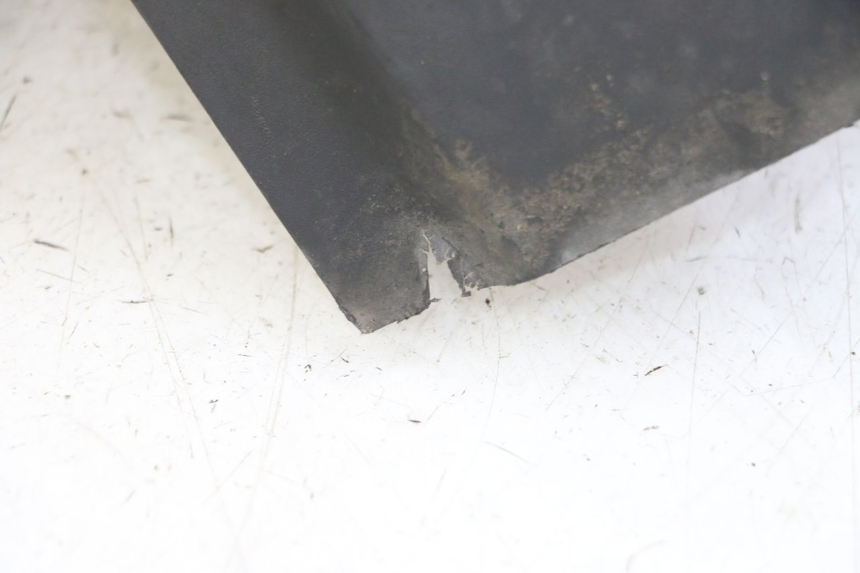 photo de GUARDABARROS TRASERO PEUGEOT CITYSTAR 50 (2013 - 2017) - Primer plano técnico