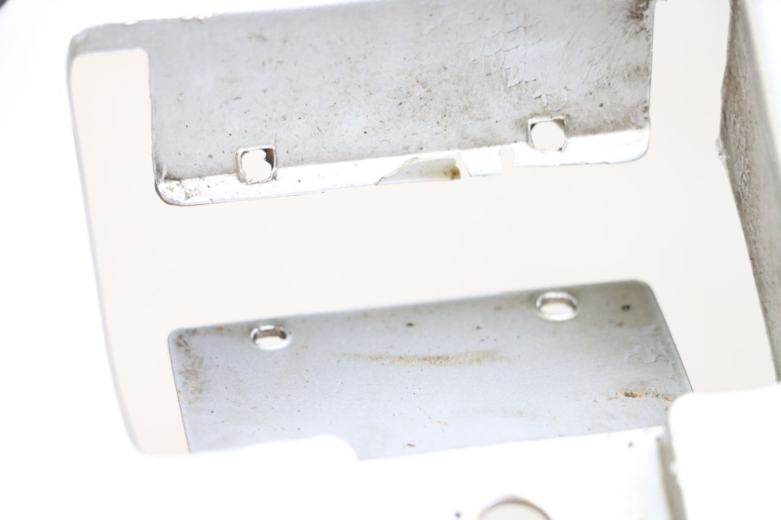 photo de GUARDABARROS TRASERO APRILIA CLASSIC 125 (1995 - 2001) - Detalle de la pieza