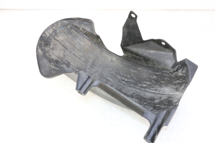 photo de GUARDABARROS TRASERO YAMAHA CYGNUS X INJECTION 125 (2007 - 2013) - Primer plano técnico