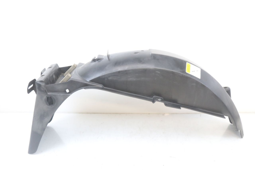 photo de GUARDABARROS TRASERO SUZUKI GS F 500 (2004 - 2007) - Detalle de la pieza