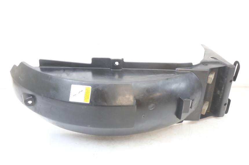 photo de GUARDABARROS TRASERO SUZUKI GS F 500 (2004 - 2007) - Primer plano técnico
