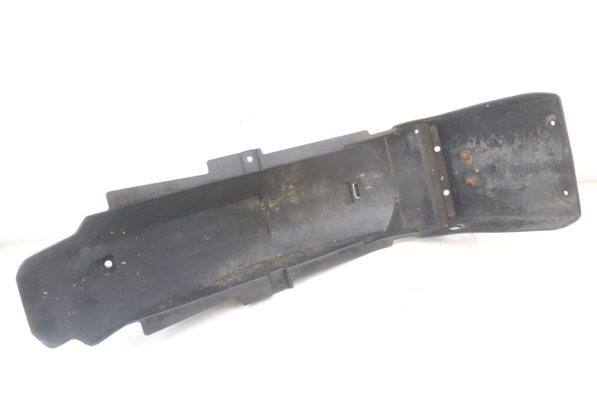 photo de GUARDABARROS TRASERO SUZUKI GS F 500 (2004 - 2007) - Estado de la superficie y material