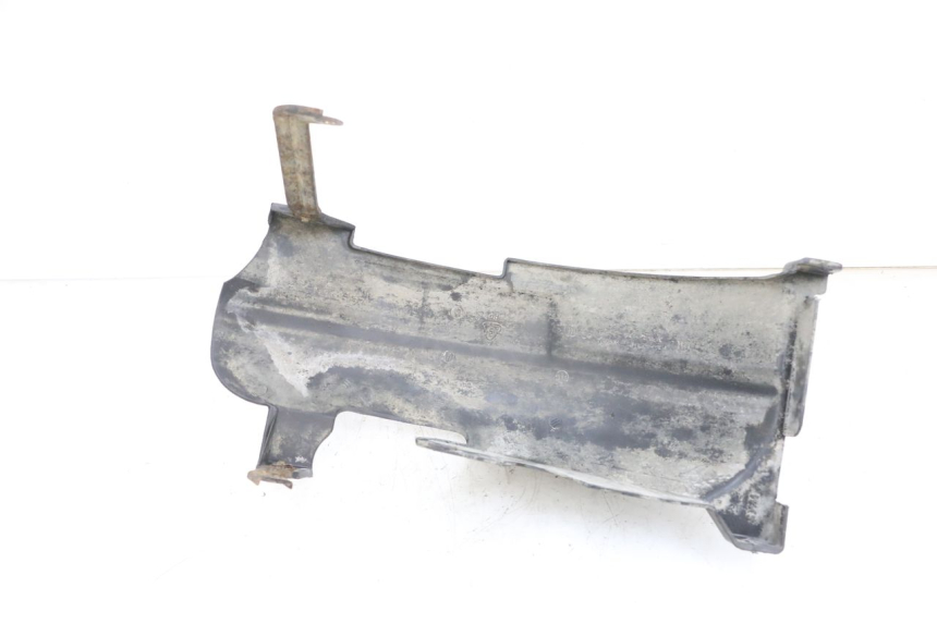 photo de GUARDABARROS TRASERO SYM GTS EVO 125 (2009 - 2013) - Detalle de la pieza