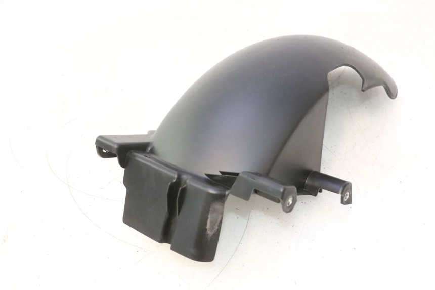 photo de GUARDABARROS TRASERO PEUGEOT KISBEE 4T 50 (2023 - 2026) - Primer plano técnico