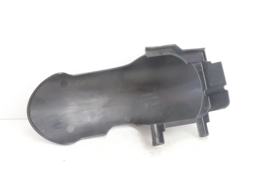 photo de GUARDABARROS TRASERO PEUGEOT KISBEE 4T 50 (2010 - 2017) - Detalles de los puntos de fijación