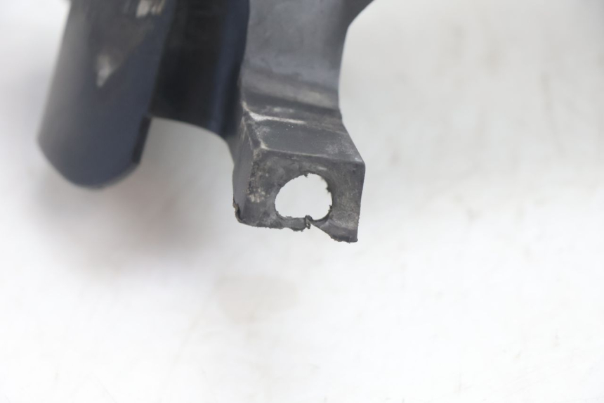 photo de GUARDABARROS TRASERO PEUGEOT LUDIX ONE 50 (2004 - 2006) - Detalle de la pieza