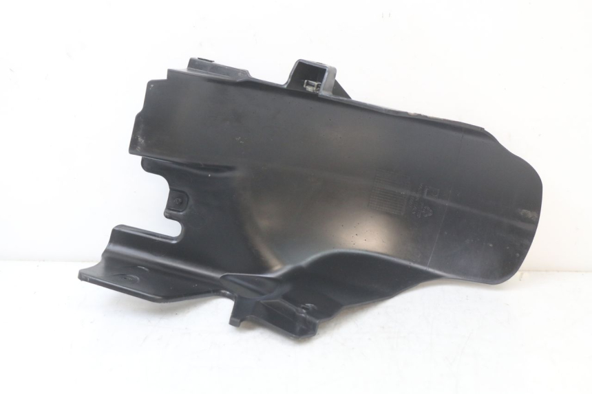 photo de GUARDABARROS TRASERO PIAGGIO MP3 HPE 350 (2018 - 2020) - Detalles de los puntos de fijación