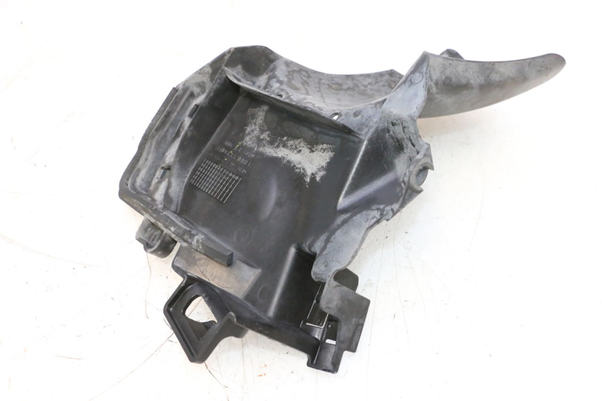photo de GUARDABARROS TRASERO HONDA PCX (JF57/JF64) 125 (2014 - 2018) - Detalle de la pieza