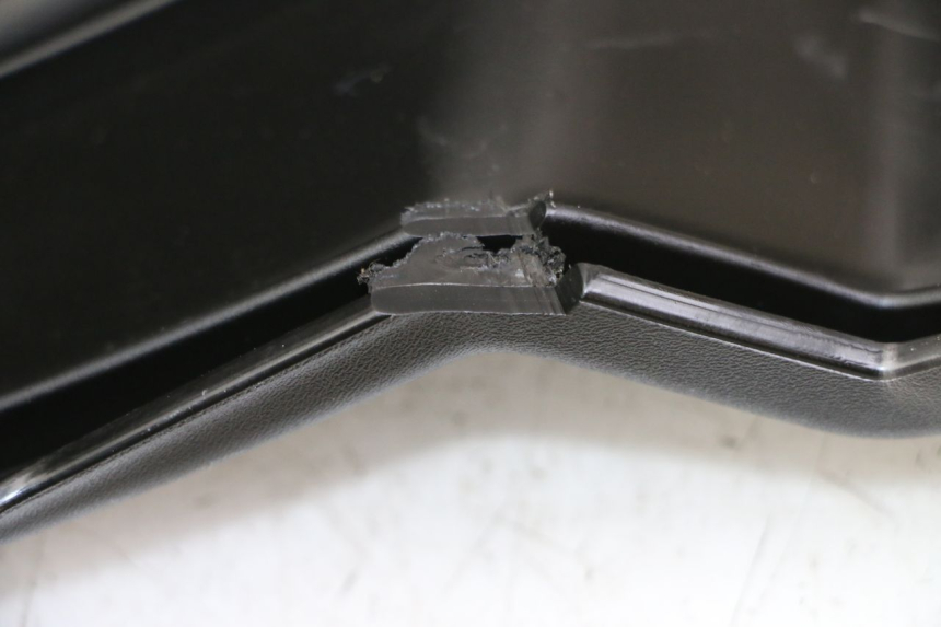 photo de GUARDABARROS TRASERO PIAGGIO NRG POWER PUREJET 50 (2018 - 2021) - Detalle de la pieza