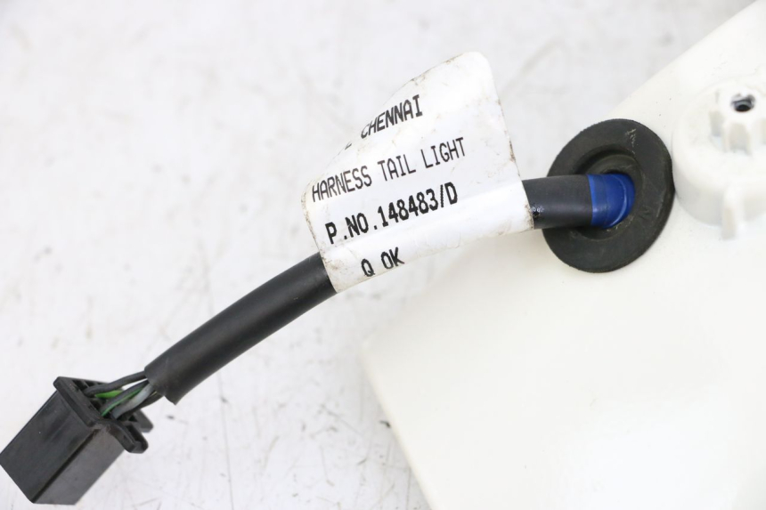 photo de GUARDABARROS TRASERO ROYAL ENFIELD CONTINENTAL GT 650 (2019 - 2024) - Otra perspectiva