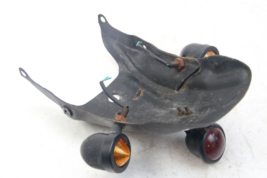 photo de GUARDABARROS TRASERO YAMAHA SR 125 (1982 - 2003) - Primer plano técnico