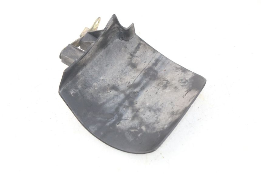 photo de GUARDABARROS TRASERO FYM STRADA 50 (2007 - 2014) - Detalle de la pieza