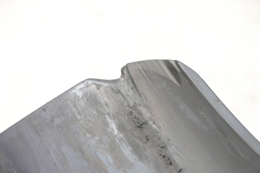 photo de GUARDABARROS TRASERO PEUGEOT VIVACITY NEW 4T 50 (2008 - 2017) - Primer plano técnico