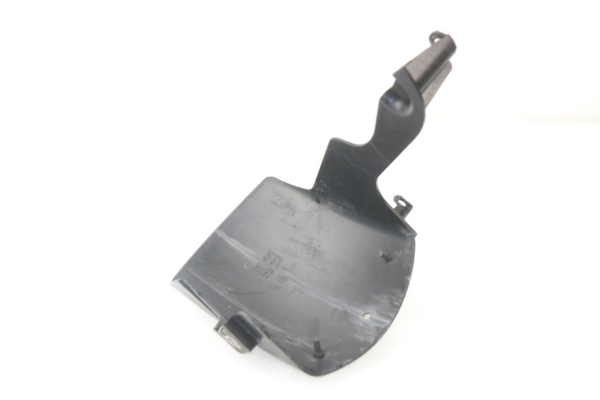 photo de GUARDABARROS TRASERO YAMAHA XMAX X-MAX ABS 125 (2014 - 2016) - Detalle de la pieza