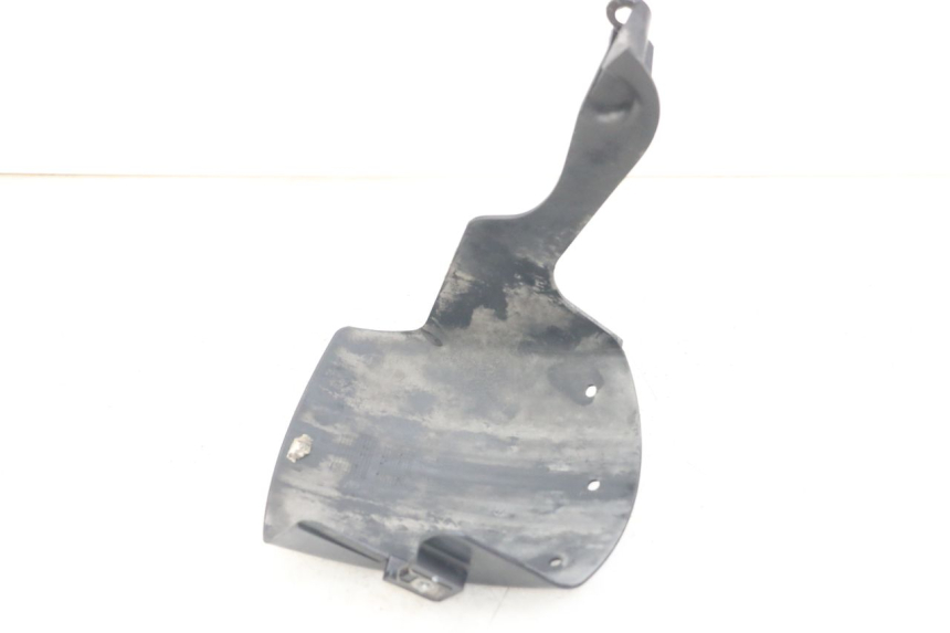 photo de GUARDABARROS TRASERO YAMAHA XMAX X-MAX ABS 125 (2017 - 2020) - Detalle de la pieza