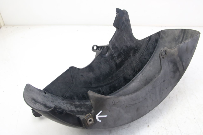 photo de GUARDABARROS TRASERO YAMAHA XMAX X-MAX 125 (2006 - 2009) - Primer plano técnico