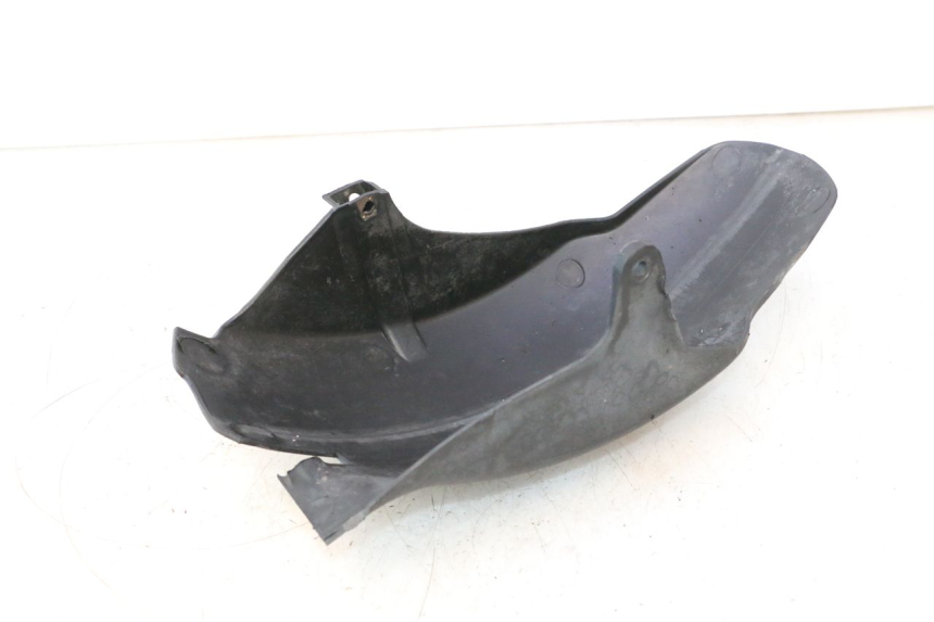 photo de GUARDABARROS TRASERO PIAGGIO X9 AMALFI 180 (2000 - 2003) - Detalles de los puntos de fijación