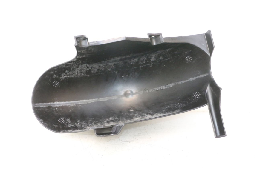 photo de GUARDABARROS TRASERO YAMAHA YP MAJESTY 125 (1998 - 2001) - Detalles de los puntos de fijación