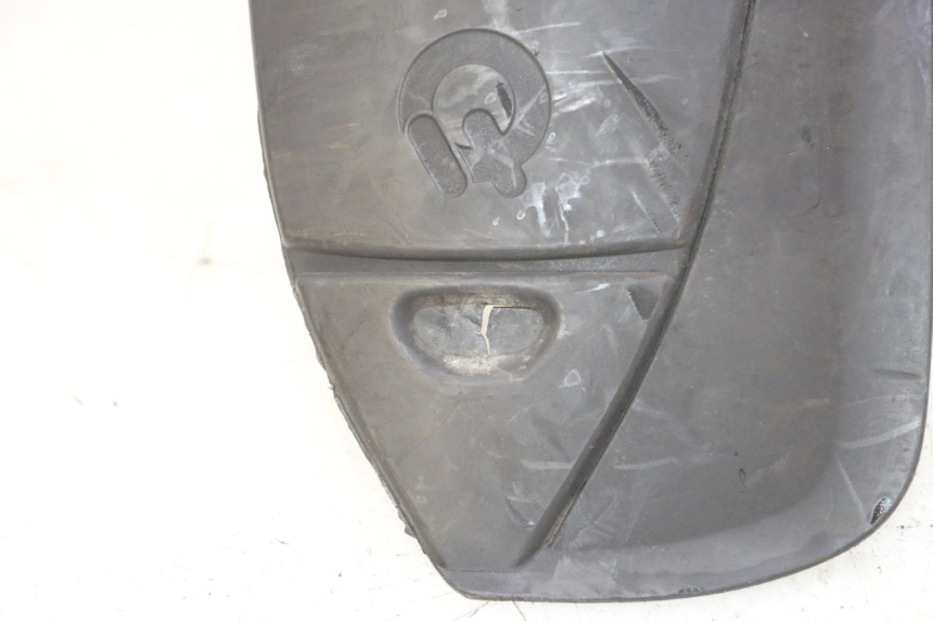 photo de GUARDABARROS DELANTERO QUADRO 4 4D 350 (2015 - 2018) - Otra perspectiva