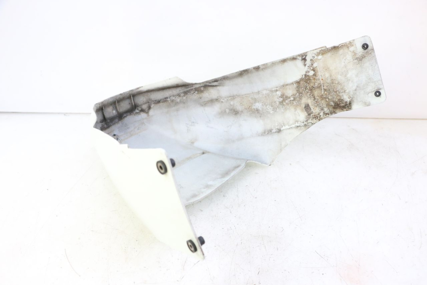 photo de GUARDABARROS DELANTERO BMW C1 125 (2000 - 2003) - Estado de la superficie y material