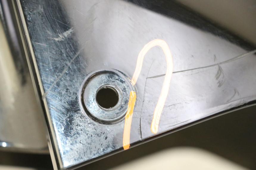 photo de GUARDABARROS DELANTERO SUZUKI BURGMAN 125 (2007 - 2014) - Otra perspectiva