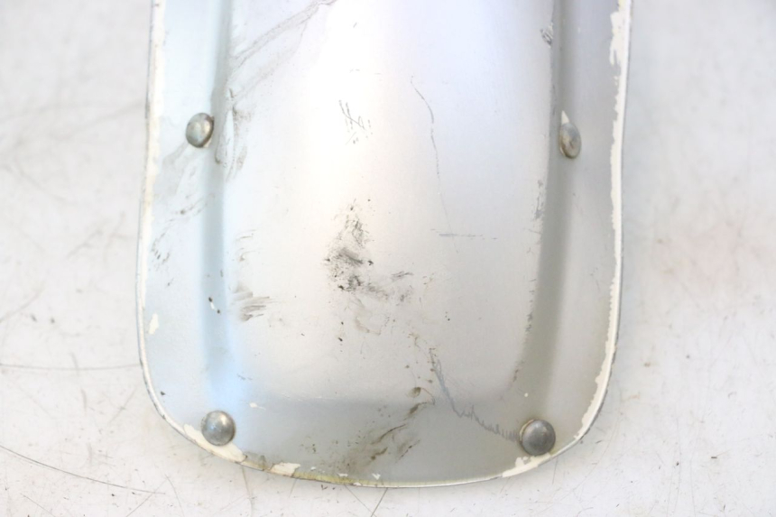 photo de GUARDABARROS DELANTERO SUZUKI DR S 600 (1985 - 1989) - Detalles de los puntos de fijación