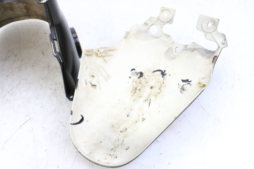 photo de GUARDABARROS DELANTERO WAYSCRAL E-START 1 (2018 - 2022) - Detalles de los puntos de fijación