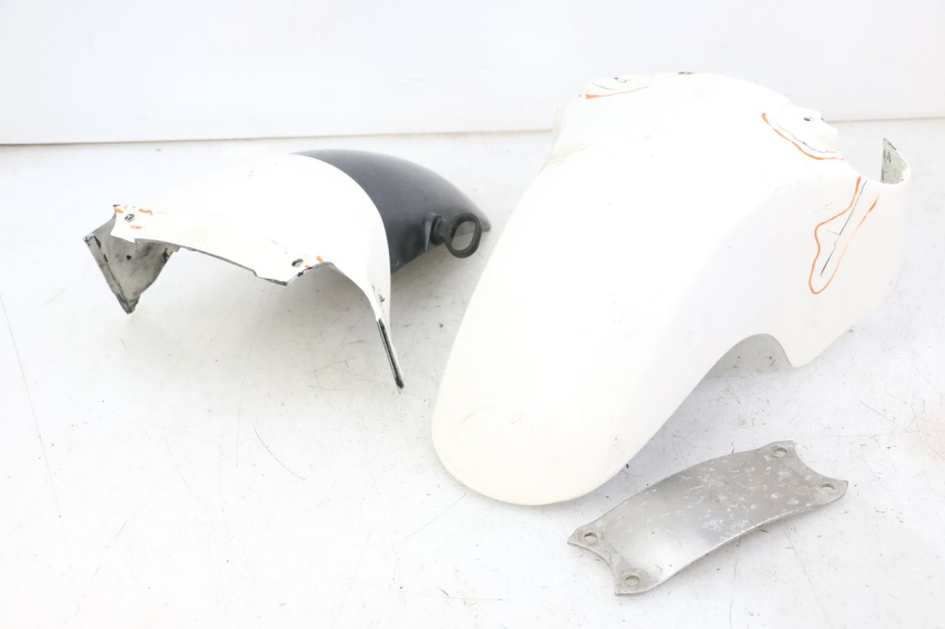 photo de GUARDABARROS DELANTERO YAMAHA FJ 36Y 1100 (1984 - 1985) - Vista general del producto