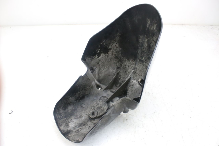 photo de GUARDABARROS DELANTERO PIAGGIO FLY 4T 50 (2013 - 2017) - Primer plano técnico