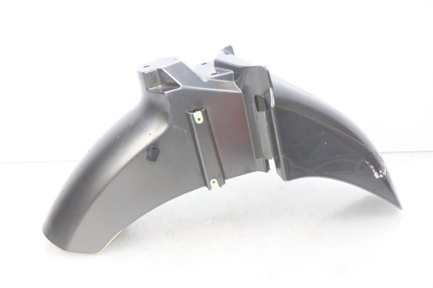 photo de GUARDABARROS DELANTERO PEUGEOT GEOPOLIS 400 (2007 - 2013) - Estado de la superficie y material