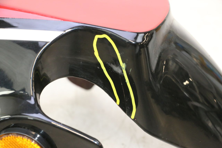 photo de GUARDABARROS DELANTERO VASTRO GP 2T 50 (2013 - 2017) - Marcados y referencias originales