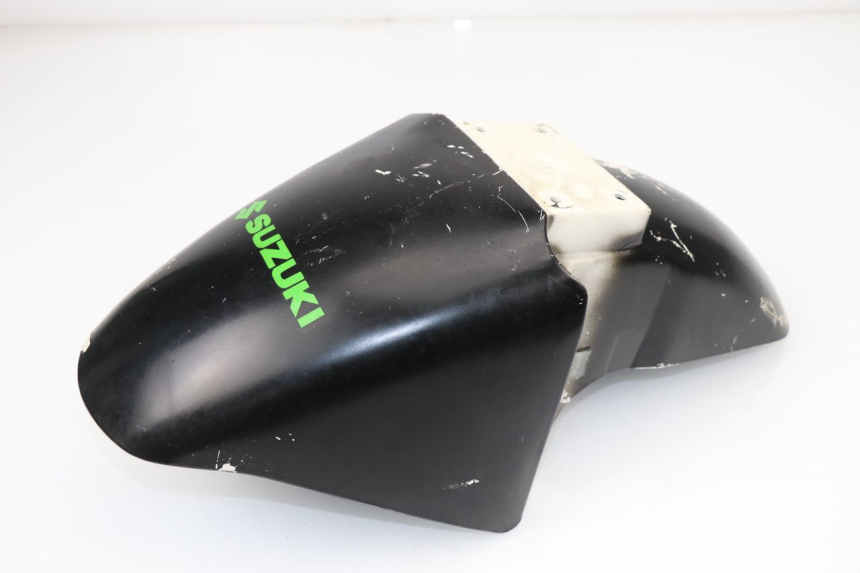 photo de GUARDABARROS DELANTERO SUZUKI GSX F GSXF 750 (1988 - 1998) - Primer plano técnico