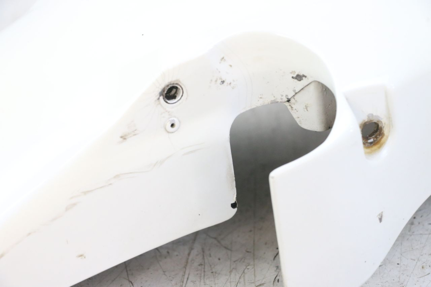 photo de GUARDABARROS DELANTERO HONDA CBR F 1000 (1993 - 1996) - Detalles de los puntos de fijación