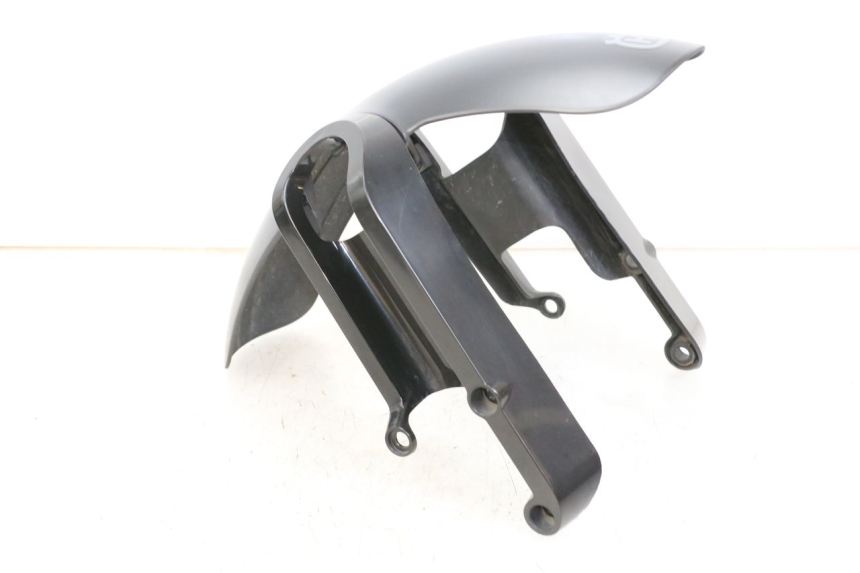 photo de GUARDABARROS DELANTERO HUSQVARNA SVARTPILEN 401 (2018 - 2023) - Primer plano técnico