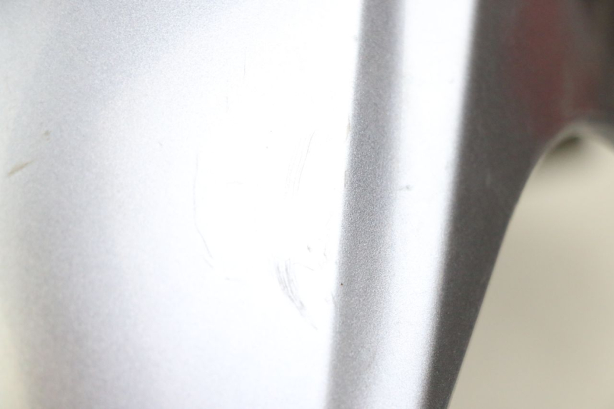 photo de GUARDABARROS DELANTERO SYM JOYMAX 125 (2010 - 2017) - Detalle de la pieza