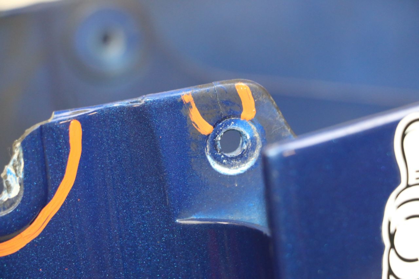 photo de GUARDABARROS DELANTERO KAWASAKI ZR7 ZR-7 S 750 (1999 - 2004) - Zoom estado de uso