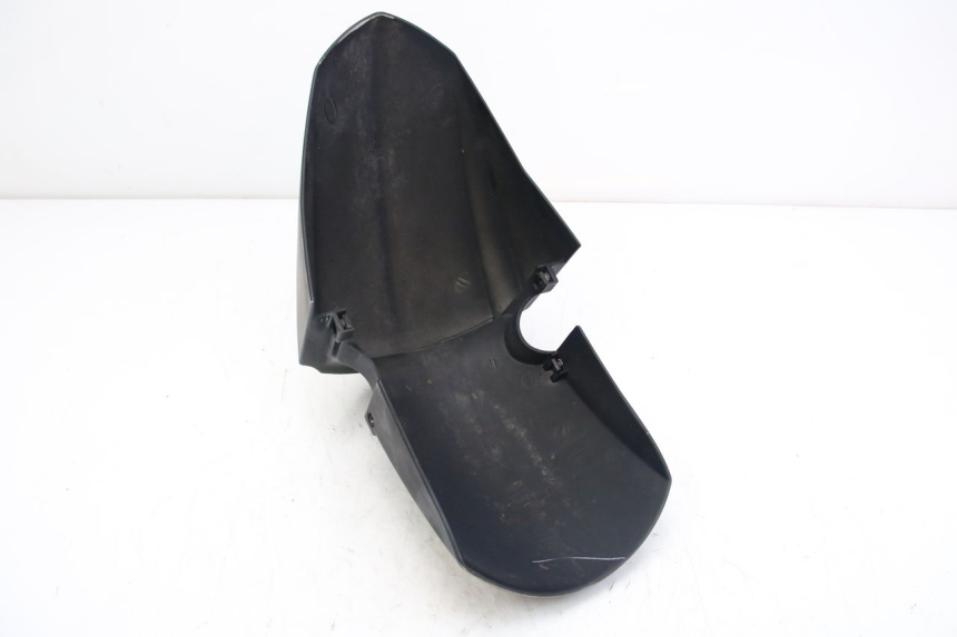 photo de GUARDABARROS DELANTERO PEUGEOT KISBEE 2T 50 (2018 - 2022) - Zoom sobre los componentes