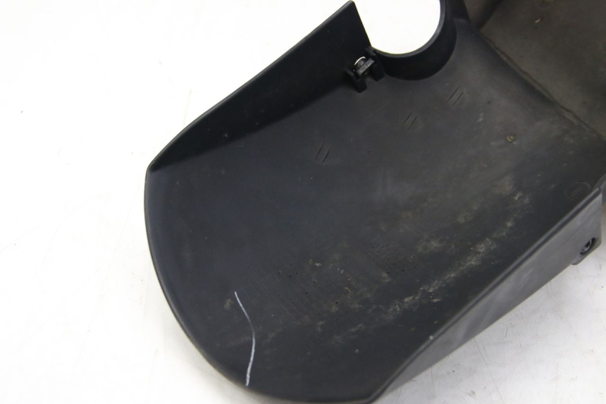 photo de GUARDABARROS DELANTERO PEUGEOT KISBEE 2T 50 (2018 - 2022) - Marcados y referencias originales