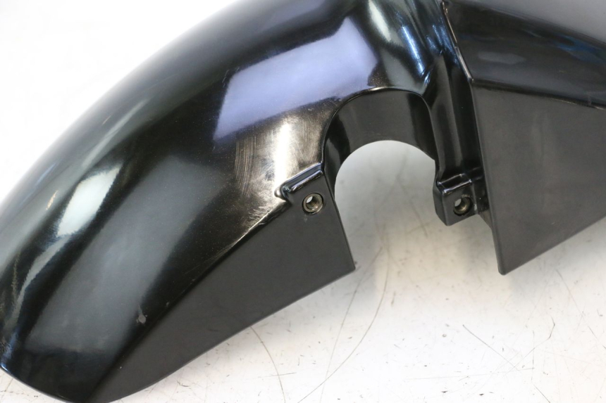 photo de GUARDABARROS DELANTERO PEUGEOT KISBEE 2T 50 (2010 - 2017) - Detalles de los puntos de fijación
