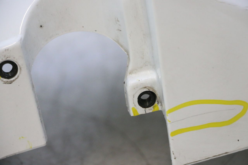 photo de GUARDABARROS DELANTERO PEUGEOT KISBEE 2T 50 (2010 - 2017) - Características distintivas