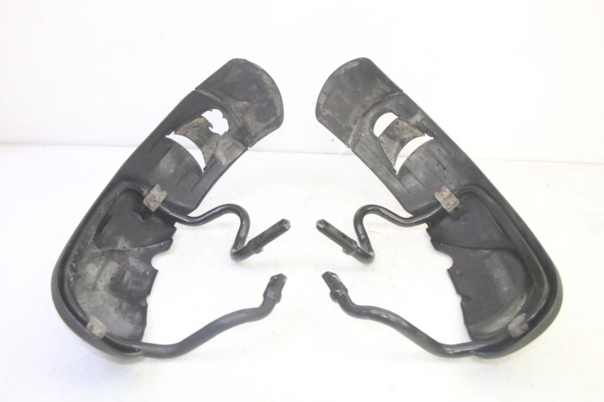 photo de GUARDABARROS DELANTERO PIAGGIO MP3 HPE 350 (2018 - 2020) - Recambio usado revisado