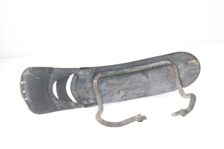 photo de GUARDABARROS DELANTERO PIAGGIO MP3 LT 400 (2007 - 2012) - Detalle de la pieza