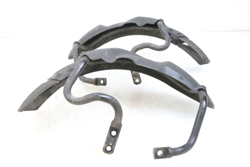 photo de GUARDABARROS DELANTERO PIAGGIO MP3 125 (2006 - 2014) - Detalle de la pieza